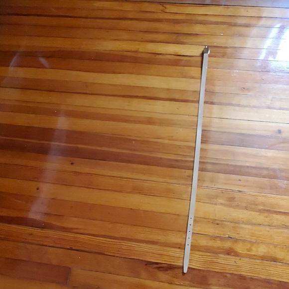 Micheal Kors genuine leather belt - Picture 4 of 5